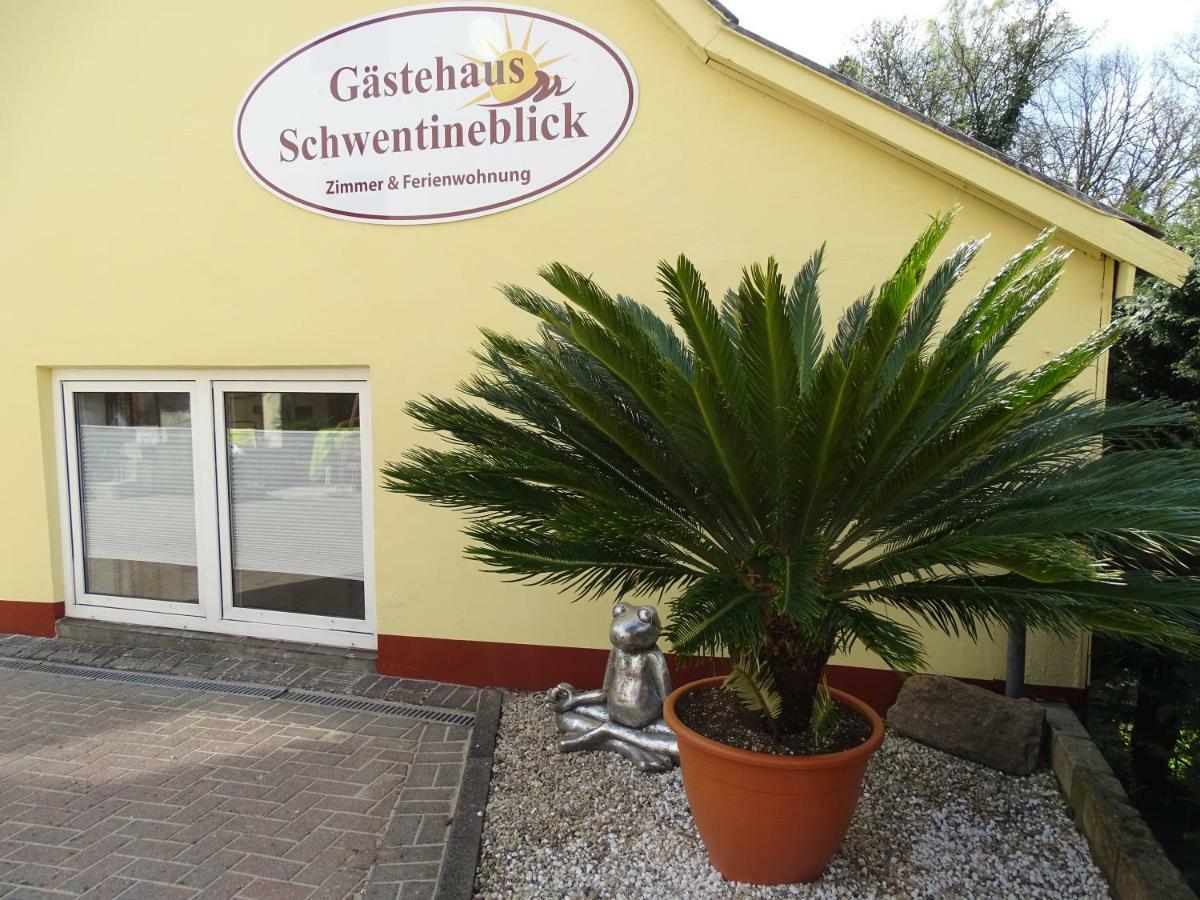 Hotel Gaestehaus Schwentineblick à Malente Extérieur photo