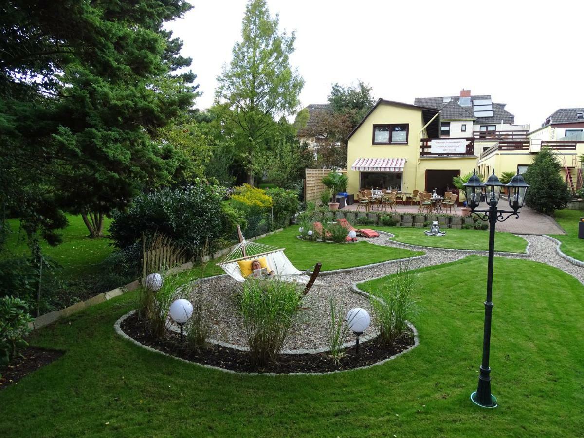 Hotel Gaestehaus Schwentineblick à Malente Extérieur photo