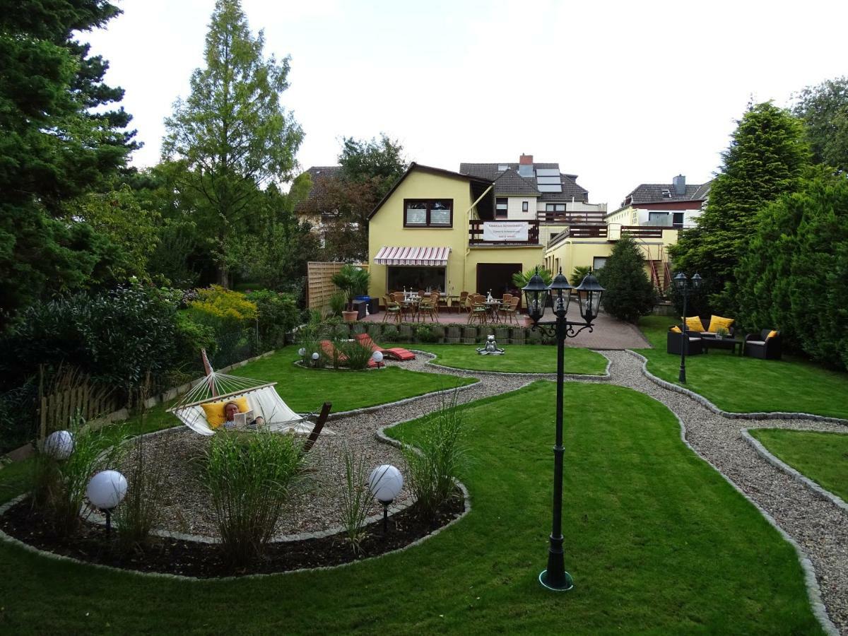 Hotel Gaestehaus Schwentineblick à Malente Extérieur photo